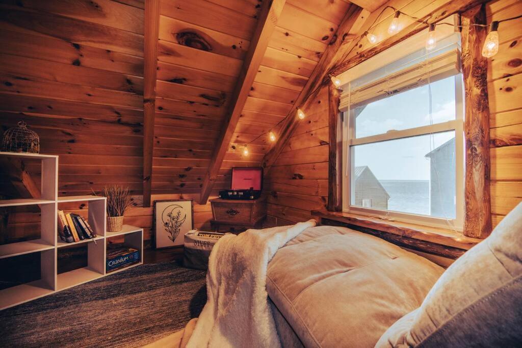 Charming Lakeview Cabin Near Geneva-On-The-Lake! Ashtabula Exterior foto